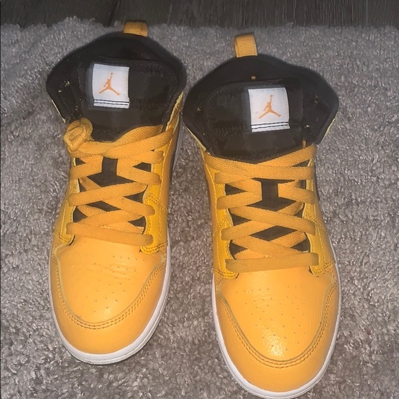 mustard jordan 1